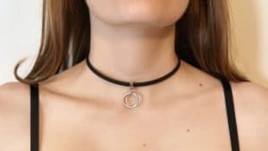 Dressy discreet BDSM collar