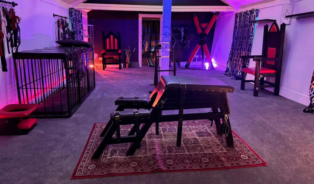 Your First Dungeon Night or Munch? What to Expect (Ep. 104) Your First Dungeon Night or Munch? What to Expect (Ep. 104)